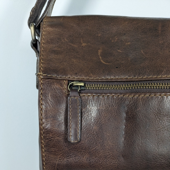 Gianni Conti Leather Messenger Bag - Picture 7 of 15